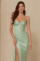 Laden Sie das Bild in den Galerie-Viewer, Dusty Sage Satin Etui Spaghettiträger Langes Brautjungfernkleid mit Schlitz