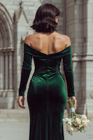 Laden Sie das Bild in den Galerie-Viewer, Kiefer Langes Samt Schulterfreies Etui Brautjungfernkleid mit langen Ärmeln