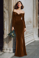 Laden Sie das Bild in den Galerie-Viewer, Dunkelblaues Gerafftes Meerjungfrauen Maxi Brautjungfernkleid mit Schlitz