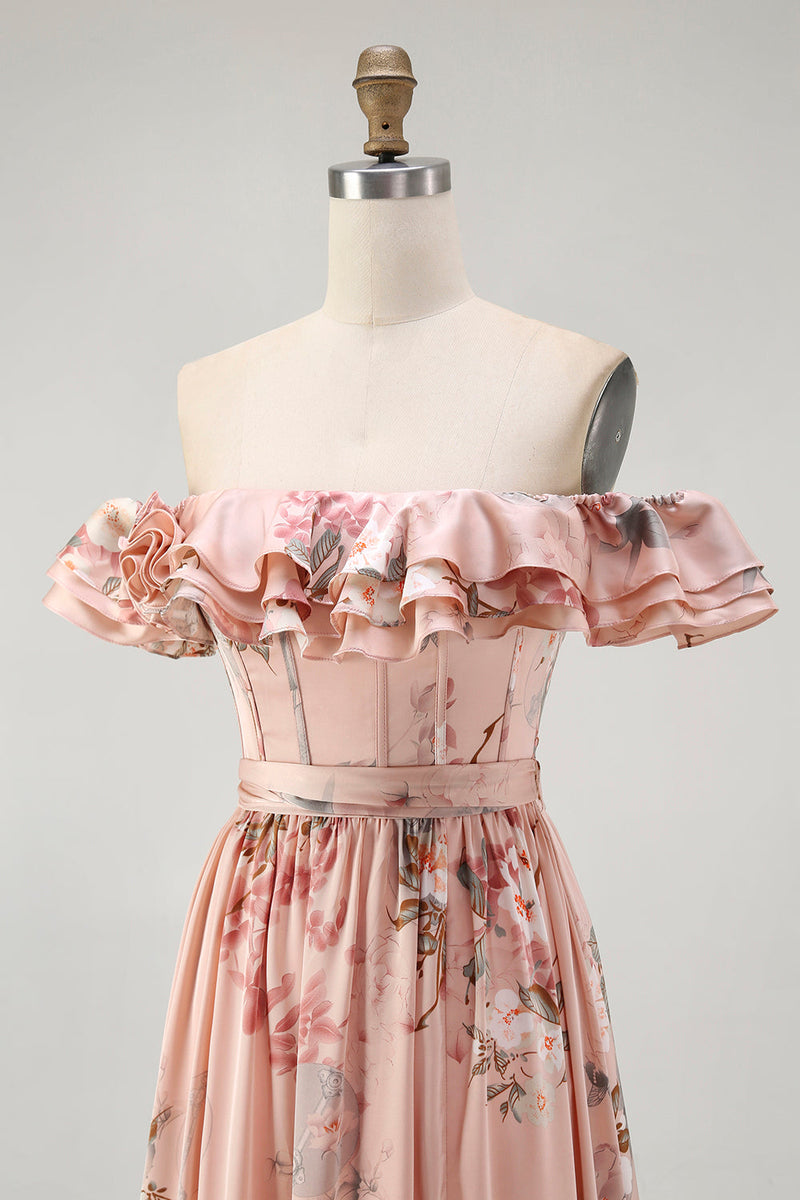 Laden Sie das Bild in den Galerie-Viewer, Blush Geblümtes Schulterfreies Brautjungfernkleid mit Rüschen