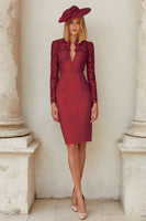 Laden Sie das Bild in den Galerie-Viewer, Spitze Blush Rosa Etui Kleid für die Brautmutter aus Stretch-Satin