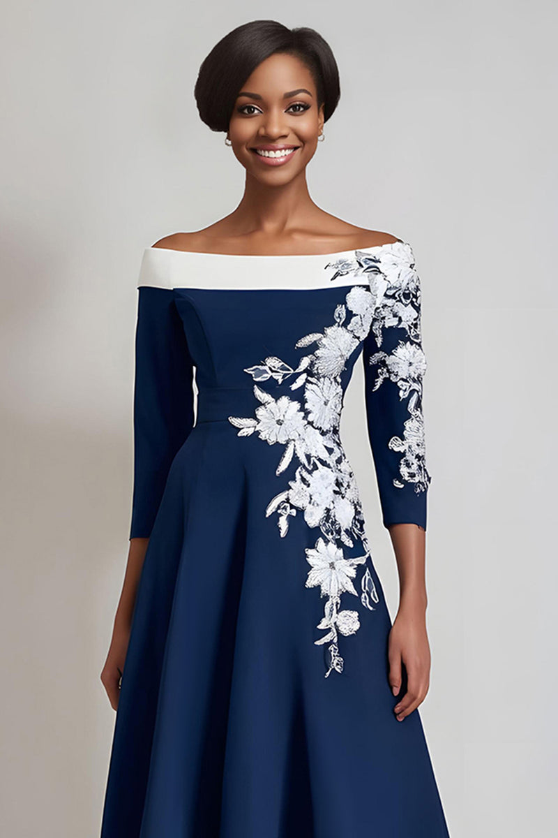 Laden Sie das Bild in den Galerie-Viewer, Blumen Marine A Linie Satin Midi Kleid für die Brautmutter mit Applikationen