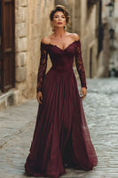 Laden Sie das Bild in den Galerie-Viewer, A-Linie Cabernet Maxi Mutter der Braut Kleid mit Spitze