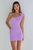 Laden Sie das Bild in den Galerie-Viewer, Schlichtes Figurbetontes Kleines weißes Kleid mit einer Schulter