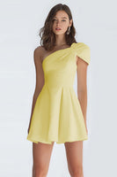 Laden Sie das Bild in den Galerie-Viewer, Kleines Weißes Satin Kleid mit einer Schulter in A-Linie