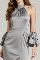 Laden Sie das Bild in den Galerie-Viewer, Neckholder Graues Satin Ballkleid mit Schlitz