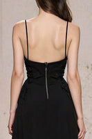 Laden Sie das Bild in den Galerie-Viewer, A Linie Spaghettiträger Schwarzes Krawatten Kleid mit Schlitz