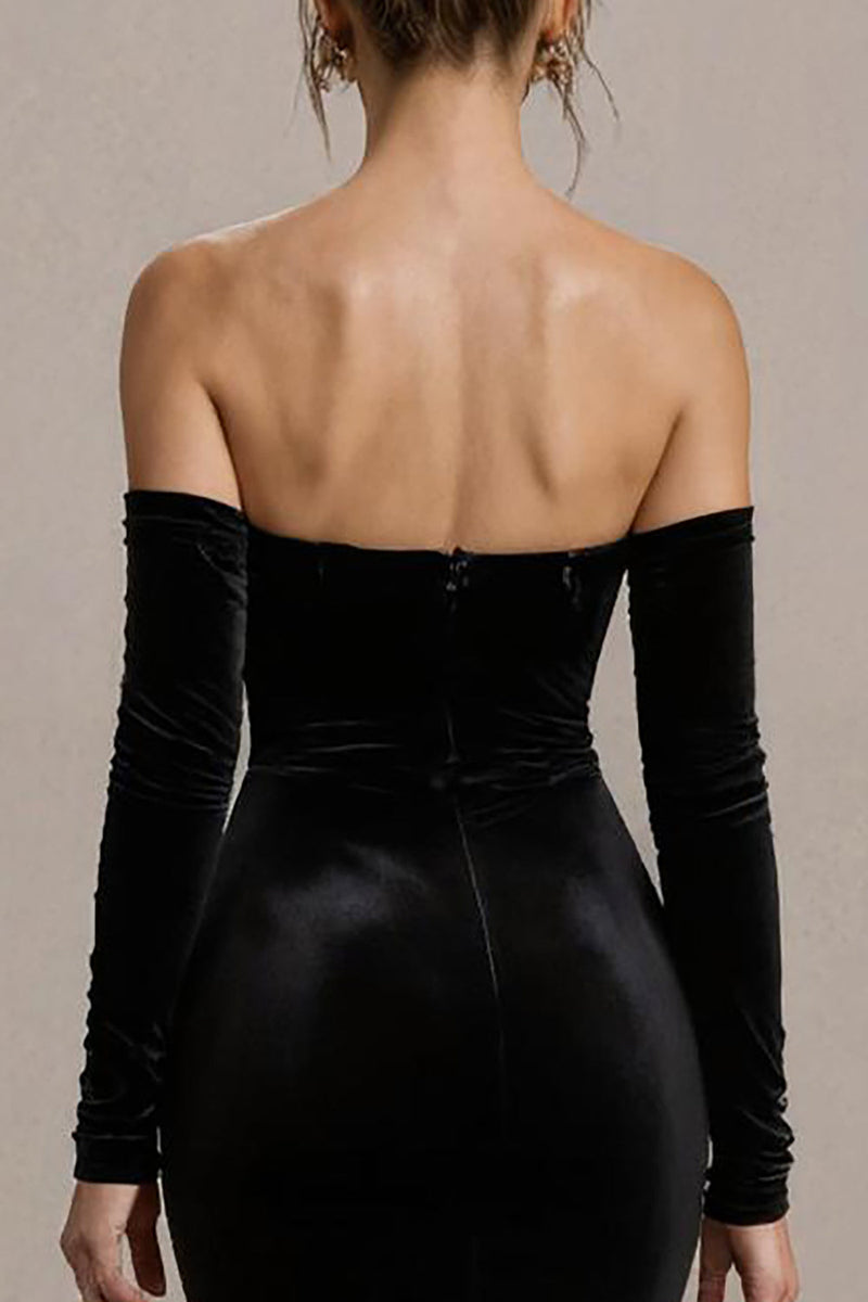 Laden Sie das Bild in den Galerie-Viewer, Schwarzes Trägerloses Meerjungfrauen Ballkleid aus Samt mit Schlitz