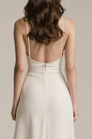 Laden Sie das Bild in den Galerie-Viewer, Einfaches Elfenbein Langes Etui Standesamtkleid aus Satin mit V-Ausschnitt