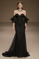 Laden Sie das Bild in den Galerie-Viewer, Schulterfreies Schwarzes Meerjungfrauen Ballkleid mit Rüschen