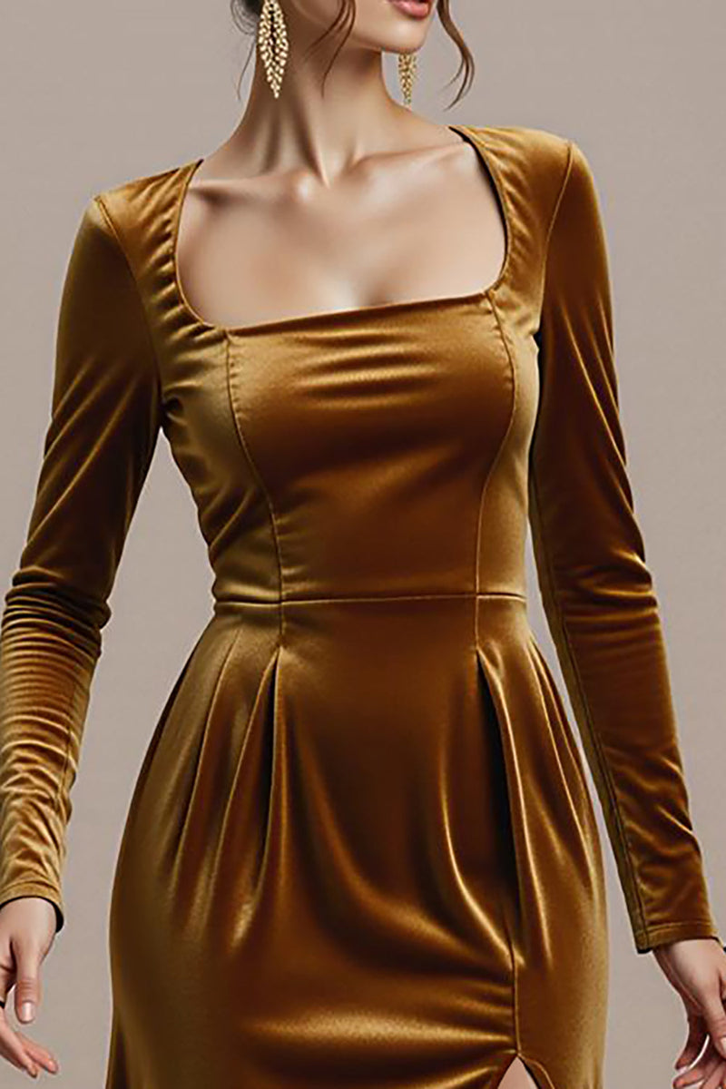 Laden Sie das Bild in den Galerie-Viewer, Twilight Etui Samt Langes Abendkleid mit quadratischem Ausschnitt und Schlitz