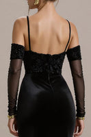 Laden Sie das Bild in den Galerie-Viewer, Schwarzes Meerjungfrau Kalte Schulter Langes Abendkleid mit Applikationen