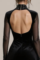 Laden Sie das Bild in den Galerie-Viewer, Glitzerndes Schwarzes Kurzes Cocktailkleid aus Samt mit Perlen und Ärmeln