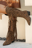 Laden Sie das Bild in den Galerie-Viewer, Braune Cowgirl-Stiefel mit breitem Kalbsabsatz und Fransen in Leopardenmuster mit breitem Kalbsleder
