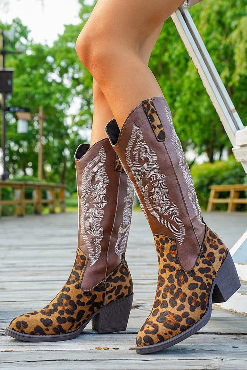 Laden Sie das Bild in den Galerie-Viewer, Braune Cowgirl-Stiefel mit Leoparden-Grobabsatz und breitem Kalbsabsatz
