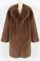 Laden Sie das Bild in den Galerie-Viewer, Brauner Herren Wintermantel aus Kunstpelz mit gekerbtem Revers