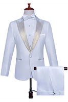 Laden Sie das Bild in den Galerie-Viewer, Weißer Peak Revers 2-teiliger Herren Ballanzug mit einem Knopf und Perlenstickerei