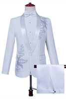 Laden Sie das Bild in den Galerie-Viewer, Weißer Schal Revers Slim Fit 2-teiliger Herren Ballanzug mit Perlenstickerei
