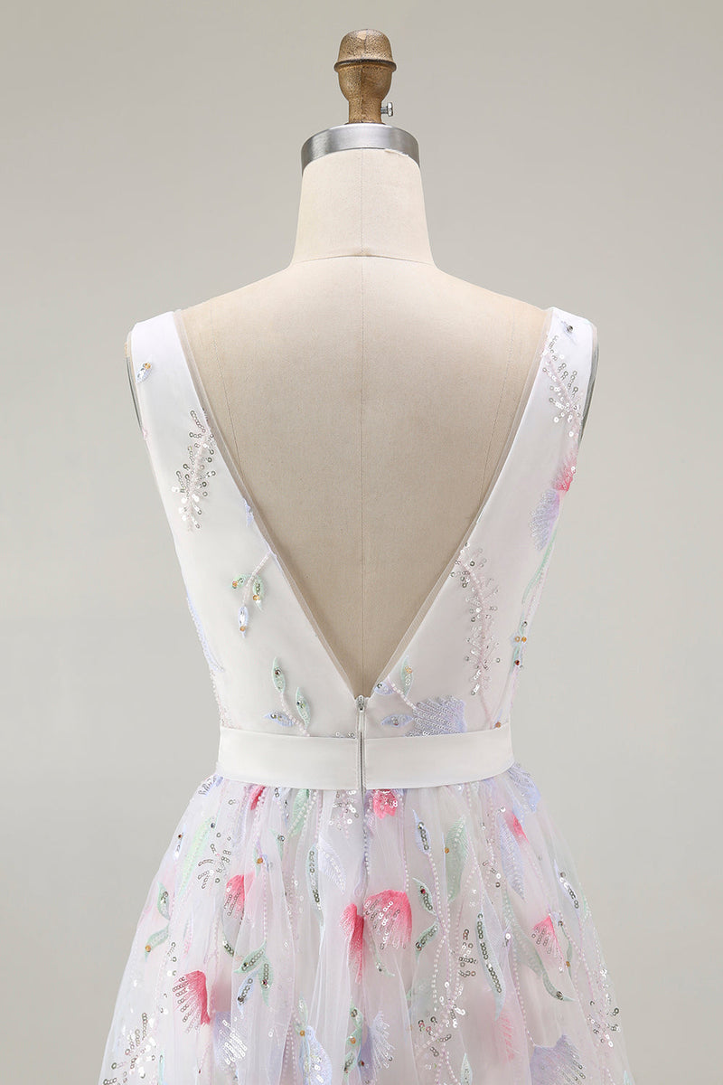 Laden Sie das Bild in den Galerie-Viewer, Glitzerndes Geblümtes Weißes Rückenfreies Pailletten Cocktailkleid mit V-Ausschnitt in A-Linie