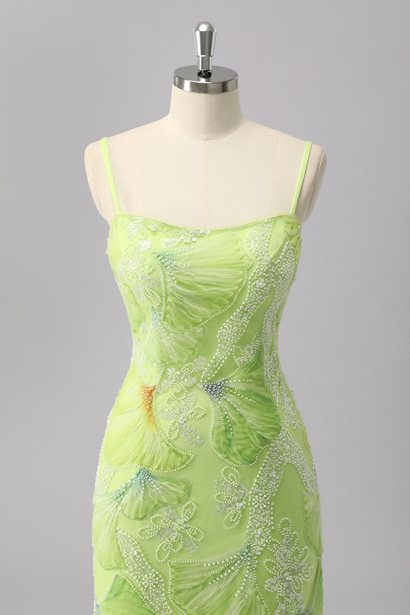 Laden Sie das Bild in den Galerie-Viewer, Grüne Etui Pailletten Spaghettiträger Perlenbesetztes Ballkleid mit Schlitz