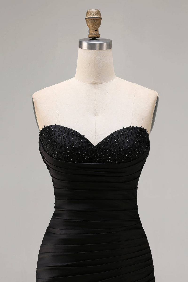 Laden Sie das Bild in den Galerie-Viewer, Schwarzes Herzausschnitt Meerjungfrauen Ballkleid mit Perlen und Rüschen