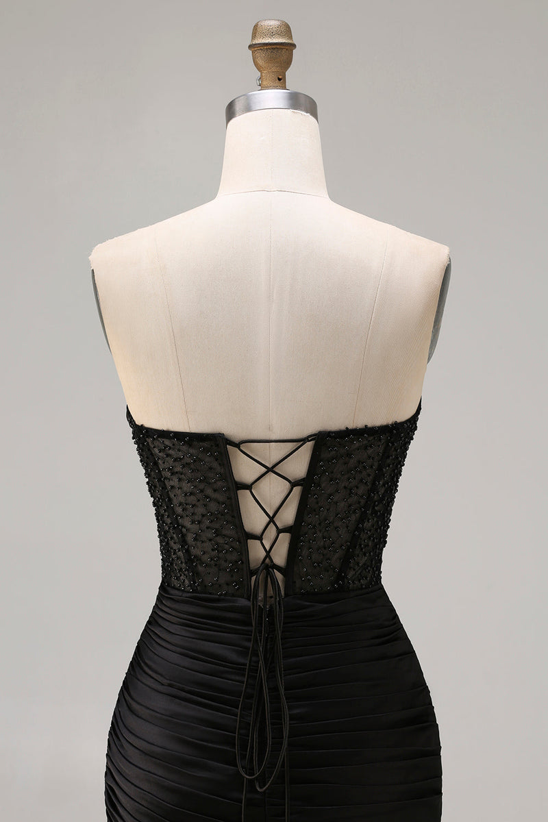 Laden Sie das Bild in den Galerie-Viewer, Schwarzes Herzausschnitt Meerjungfrauen Ballkleid mit Perlen und Rüschen