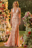 Laden Sie das Bild in den Galerie-Viewer, Glitzerndes Blush Meerjungfrauen Neckholder Langes Ballkleid mit Pailletten Schlitz und großer Schleife