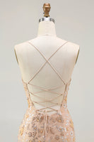Laden Sie das Bild in den Galerie-Viewer, Champagner Strasssteinen Meerjungfrauen Pailletten Schnürung Rücken Langes Ballkleid mit Schlitz