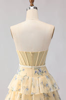 Laden Sie das Bild in den Galerie-Viewer, Rosa Geblümtes Trägerloses Gestuftes A-Linie Korsett Muster Langes Ballkleid mit Strasssteinen und Rüschen