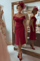 Laden Sie das Bild in den Galerie-Viewer, Blush Rosa Etui Schulterfreies Kleid für die Brautmutter mit Schlitz