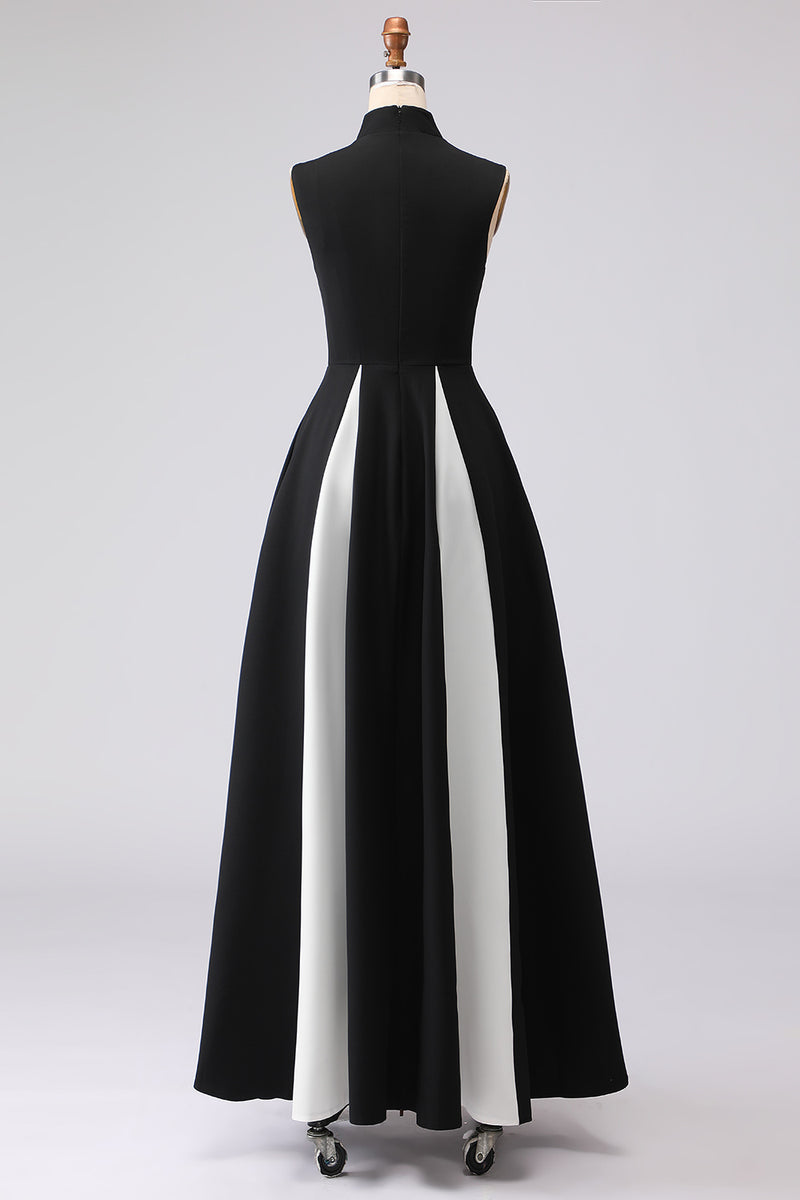 Laden Sie das Bild in den Galerie-Viewer, Elegantes Schwarz-weißes Langes Ballkleid in A-Linie mit hohem Ausschnitt