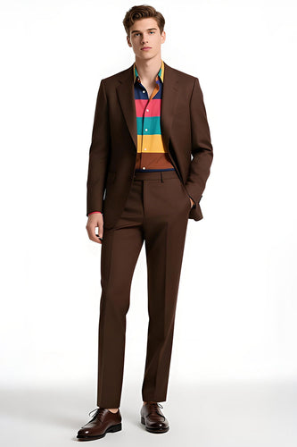 Dunkelbraune Slim-Fit-Anzüge mit gekerbtem Revers