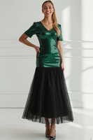 Laden Sie das Bild in den Galerie-Viewer, Glitzerndes Dunkelgrünes Ballkleid aus Tüll mit V-Ausschnitt und Pailletten