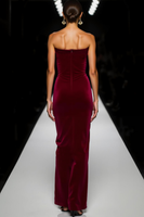 Laden Sie das Bild in den Galerie-Viewer, Cabernet Samt Trägerloses Langes Partykleid mit Schleife