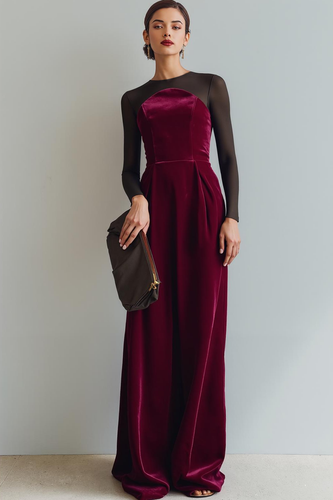 Cabernet Langes Etui Abendkleid aus Samt mit Ärmeln
