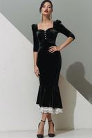 Laden Sie das Bild in den Galerie-Viewer, Schwarzes Meerjungfrauen Samt Ballkleid in Teelänge mit Spitze