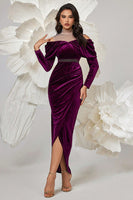 Laden Sie das Bild in den Galerie-Viewer, Dunkelviolettes Ballkleid aus Samt mit Rüschen