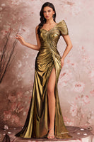 Laden Sie das Bild in den Galerie-Viewer, Eine Schulter Golden Mermaid Plissee Ballkleid