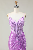 Laden Sie das Bild in den Galerie-Viewer, Glitzerndes Meerjungfrau Lila Korsett Appliziertes Ballkleid mit Schlitz