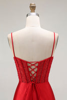 Laden Sie das Bild in den Galerie-Viewer, Rotes Meerjungfrau Spaghettiträger Korsett Plissee Langes Ballkleid mit Schlitz