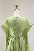 Laden Sie das Bild in den Galerie-Viewer, Salbeigrünes A-Linie Satin Korsett Schlüsselloch Langes Abendkleid mit Flügelärmeln