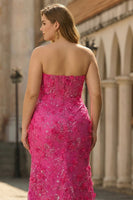 Laden Sie das Bild in den Galerie-Viewer, Fuchsia Meerjungfrauen Trägerloses Korsett 3D-Blumen Pailletten Langes Plus-Size Ballkleid mit Schlitz