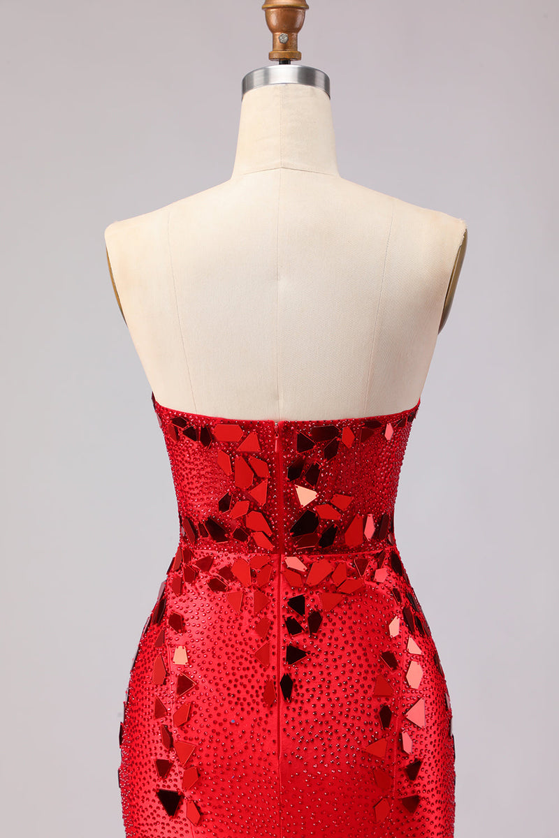 Laden Sie das Bild in den Galerie-Viewer, Rotes Trägerloses Meerjungfrauen Perlen Schlitz Langes Ballkleid mit Spiegel