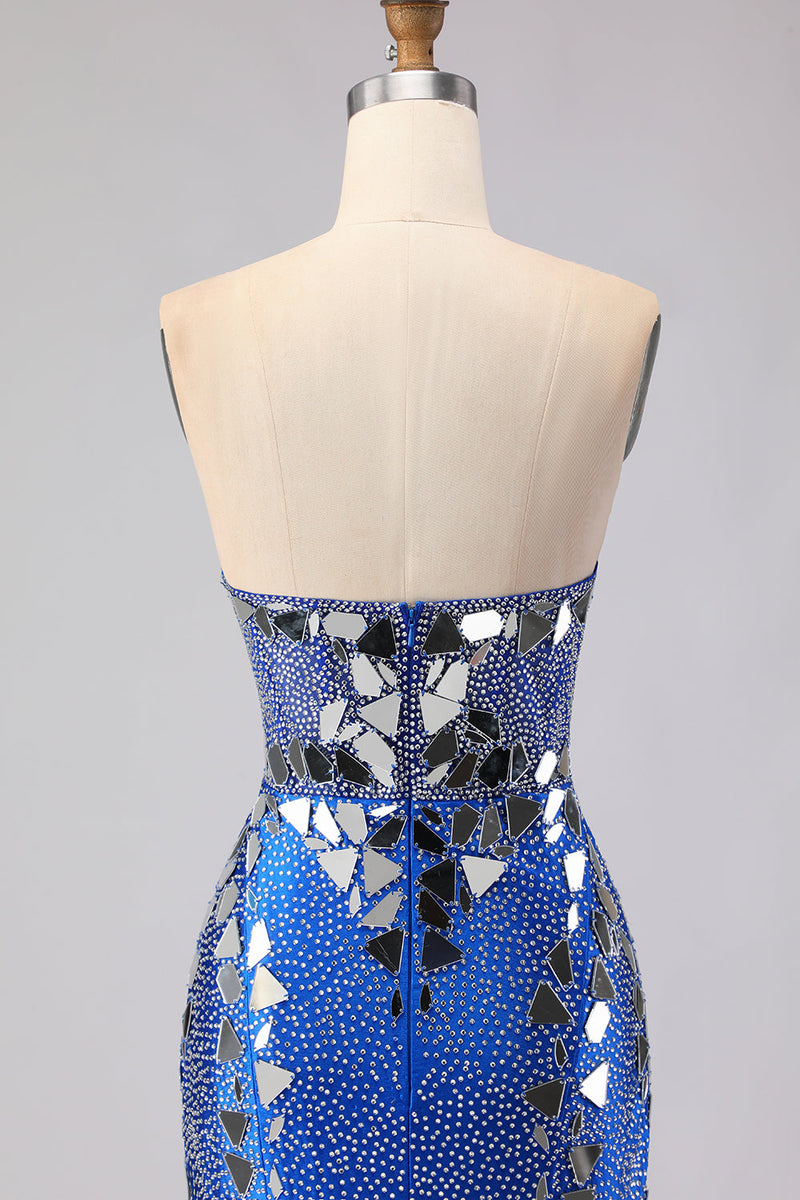 Laden Sie das Bild in den Galerie-Viewer, Rotes Trägerloses Meerjungfrauen Perlen Schlitz Langes Ballkleid mit Spiegel