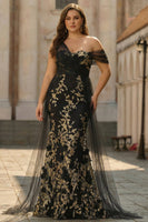 Laden Sie das Bild in den Galerie-Viewer, Schwarzes Goldenes Einschulteriges 3D-Blumen Meerjungfrauen Langes Plus-Size Ballkleid