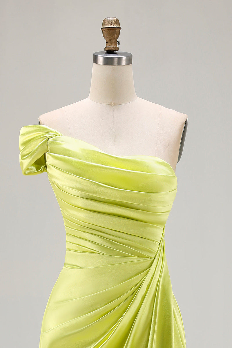 Laden Sie das Bild in den Galerie-Viewer, Grünes Einschulteriges Gerafftes Langes Ballkleid mit Schlitz