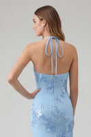 Laden Sie das Bild in den Galerie-Viewer, Hellblaues Meerjungfrauen Neckholder Rückenloses Langes Ballkleid mit Blumen Stickerei