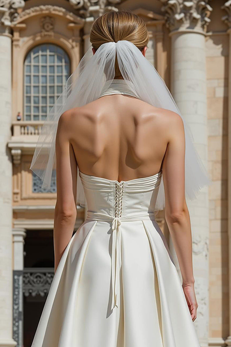 Laden Sie das Bild in den Galerie-Viewer, Weißes Kurzes A-Linie Standesamtkleid aus Satin mit Schärpe