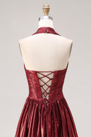 Laden Sie das Bild in den Galerie-Viewer, Burgundergrünes Metallic-A-Line-Neckholder-Korsett, langes Abschlussballkleid mit Schlitz