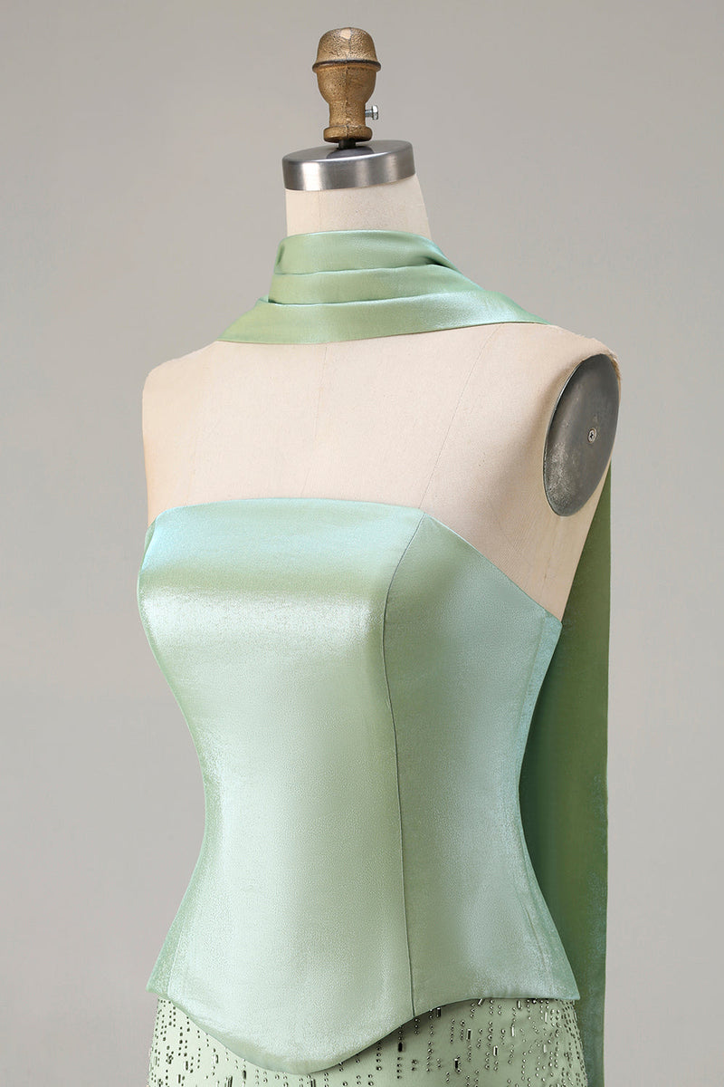 Laden Sie das Bild in den Galerie-Viewer, Salbeigrünes Perlenbesetztes Meerjungfrauen Trägerloses Satin Langes Ballkleid mit Umhang